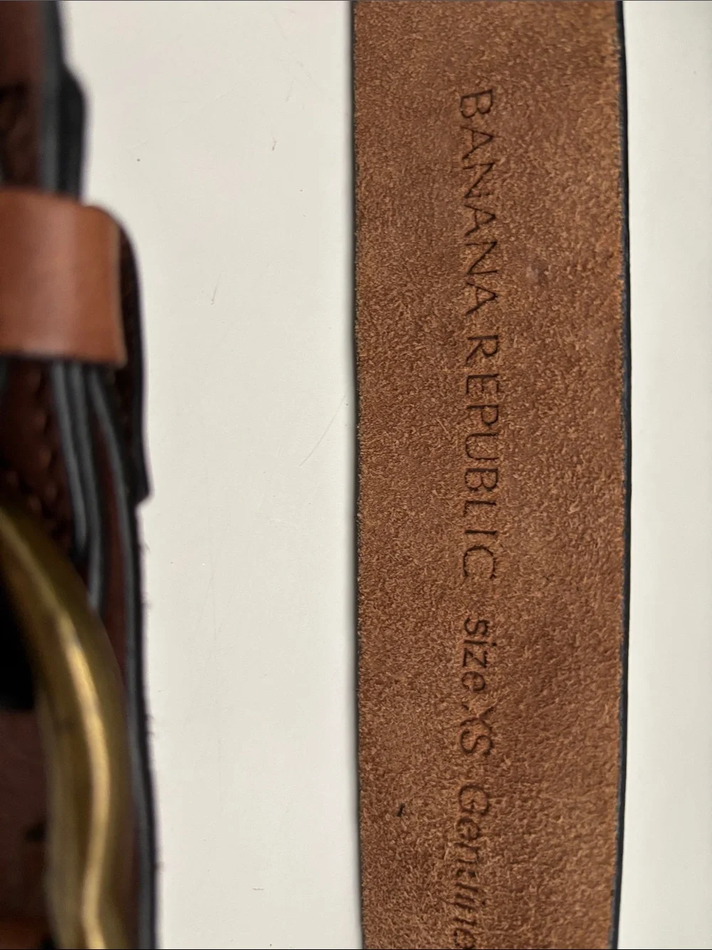 Banana Republic XS Classic Brown Leather Belt with Antiqued Brass Buckle